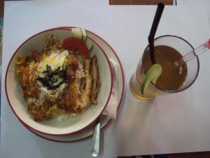 Foto Praktek Kewirausahaan Jurusan Manajemen Perhotelan 2015